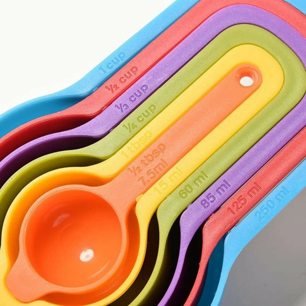 Measuring Cup And Spoon Set - 6Pcs (random colors)